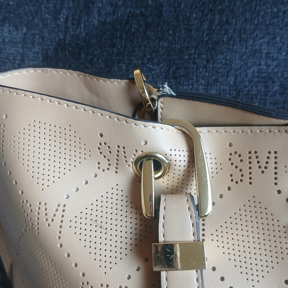 Steve Madden Beige Tote Bag - Picture 6 of 16